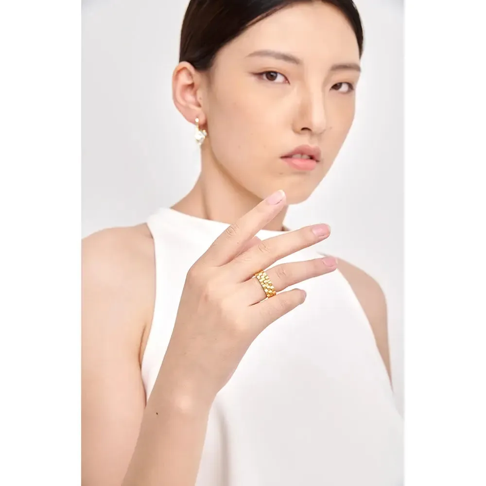 Simple Chic Ring