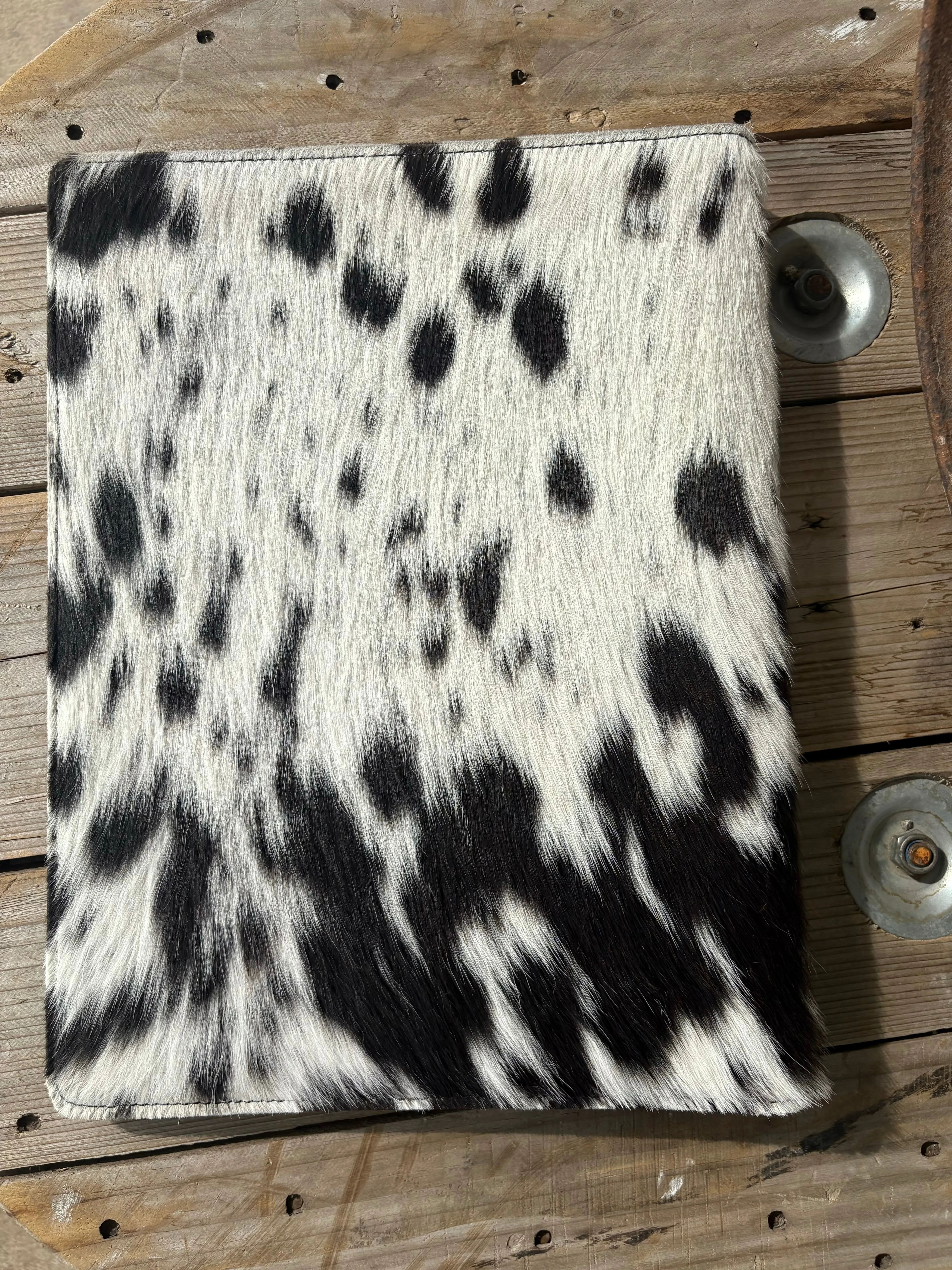 Simple Cowhide Binder - Black Leather