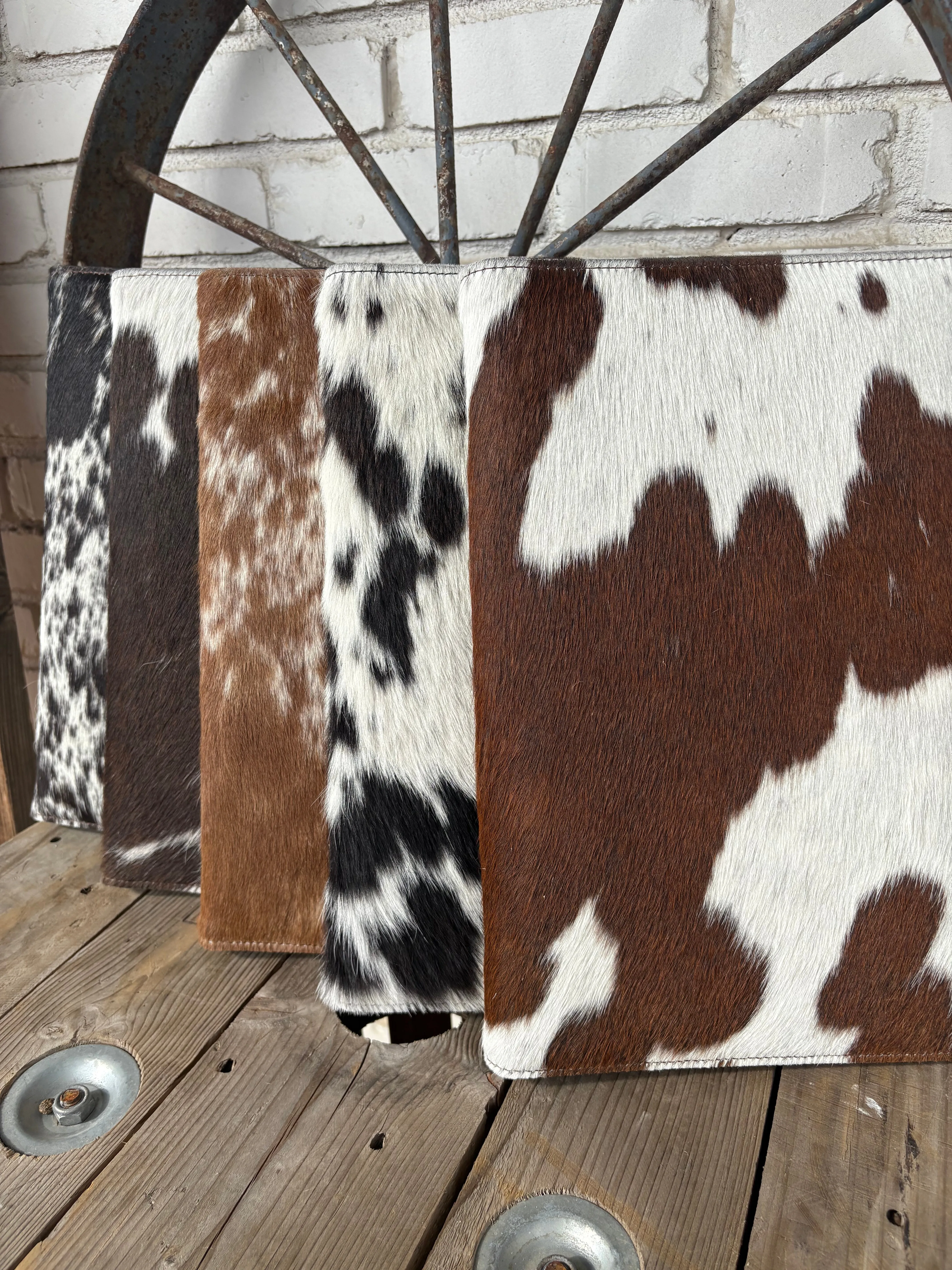 Simple Cowhide Binder - Tan Leather