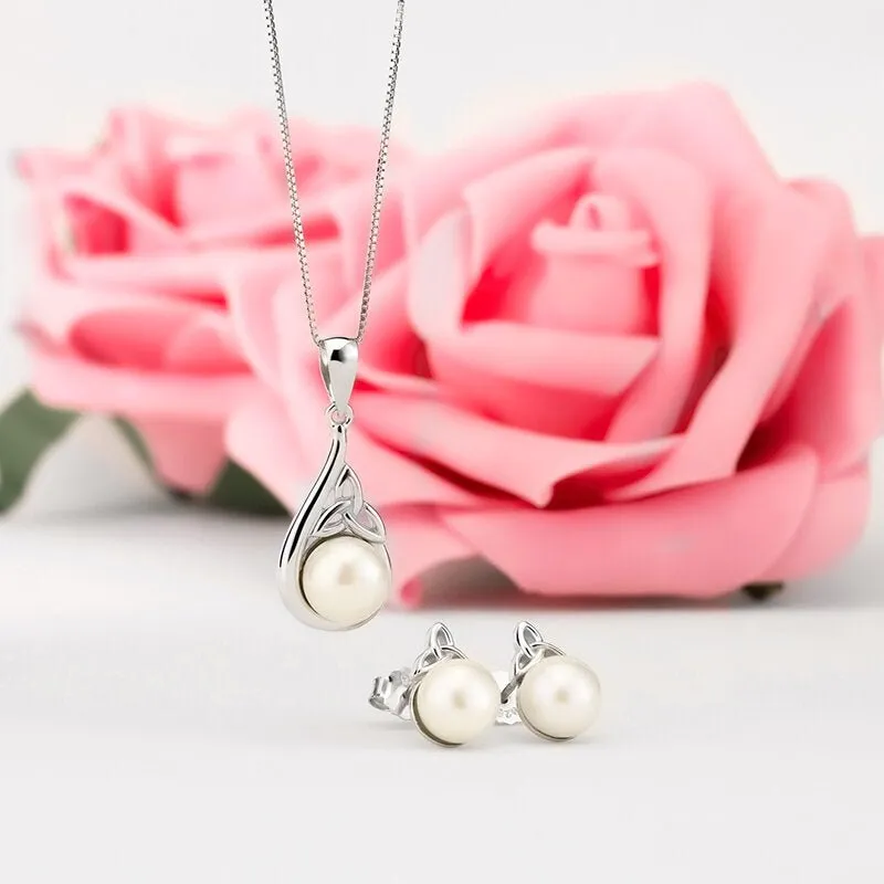 Sterling Silver Freshwater Pearl Trinity Knot Post Earrings - S33774