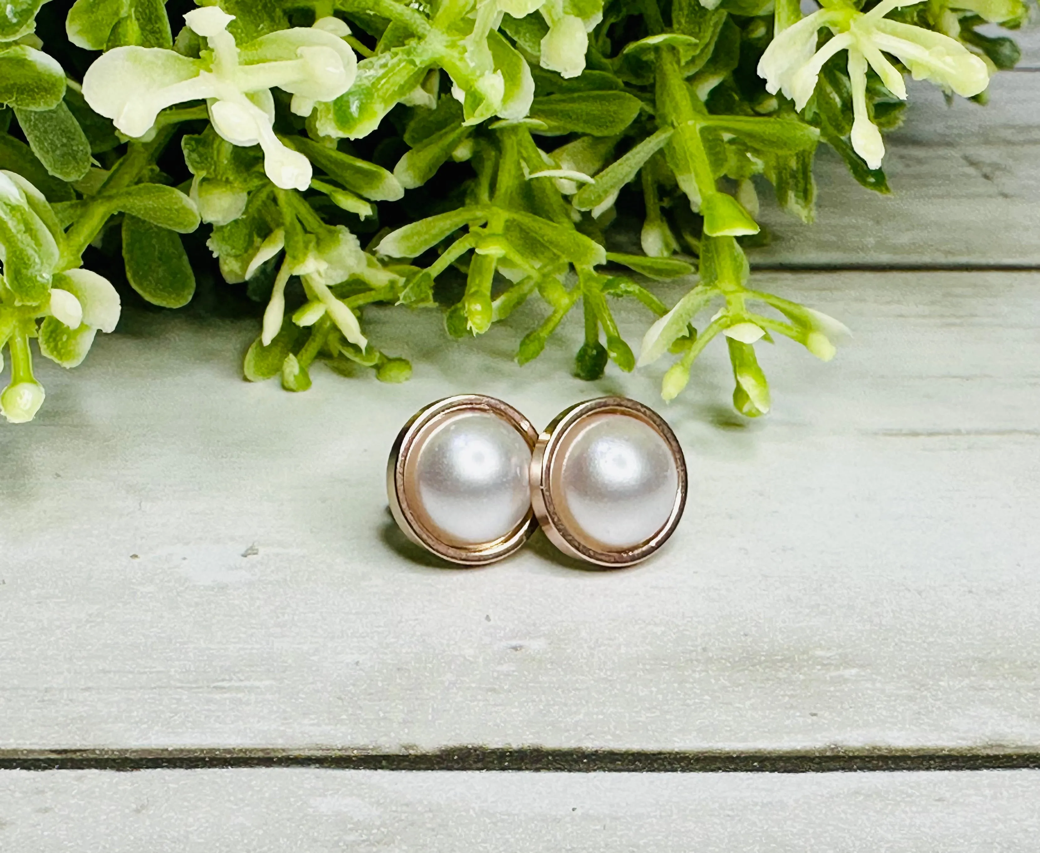 The Diana Pearl - 10mm Studs