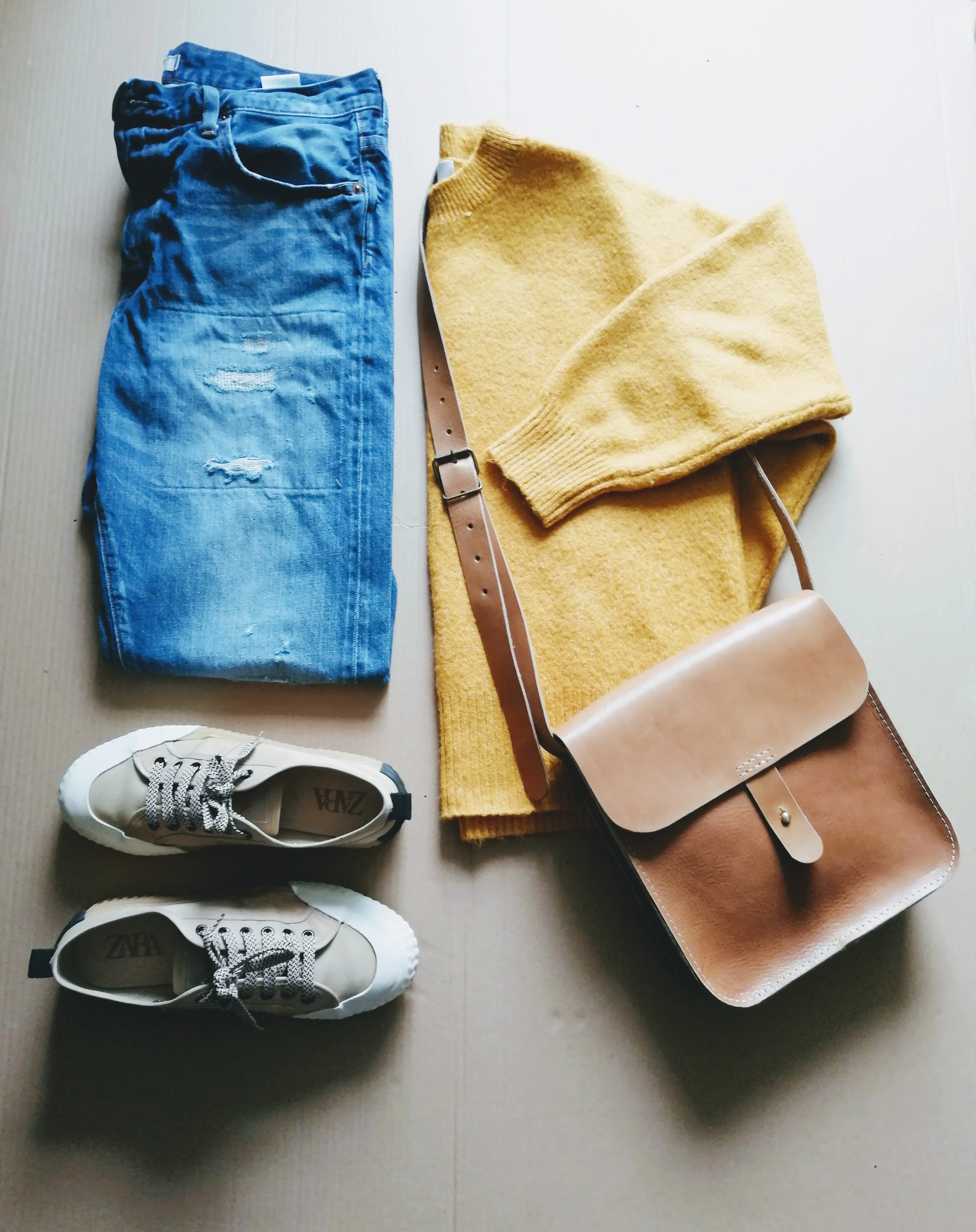 The Simple Satchel