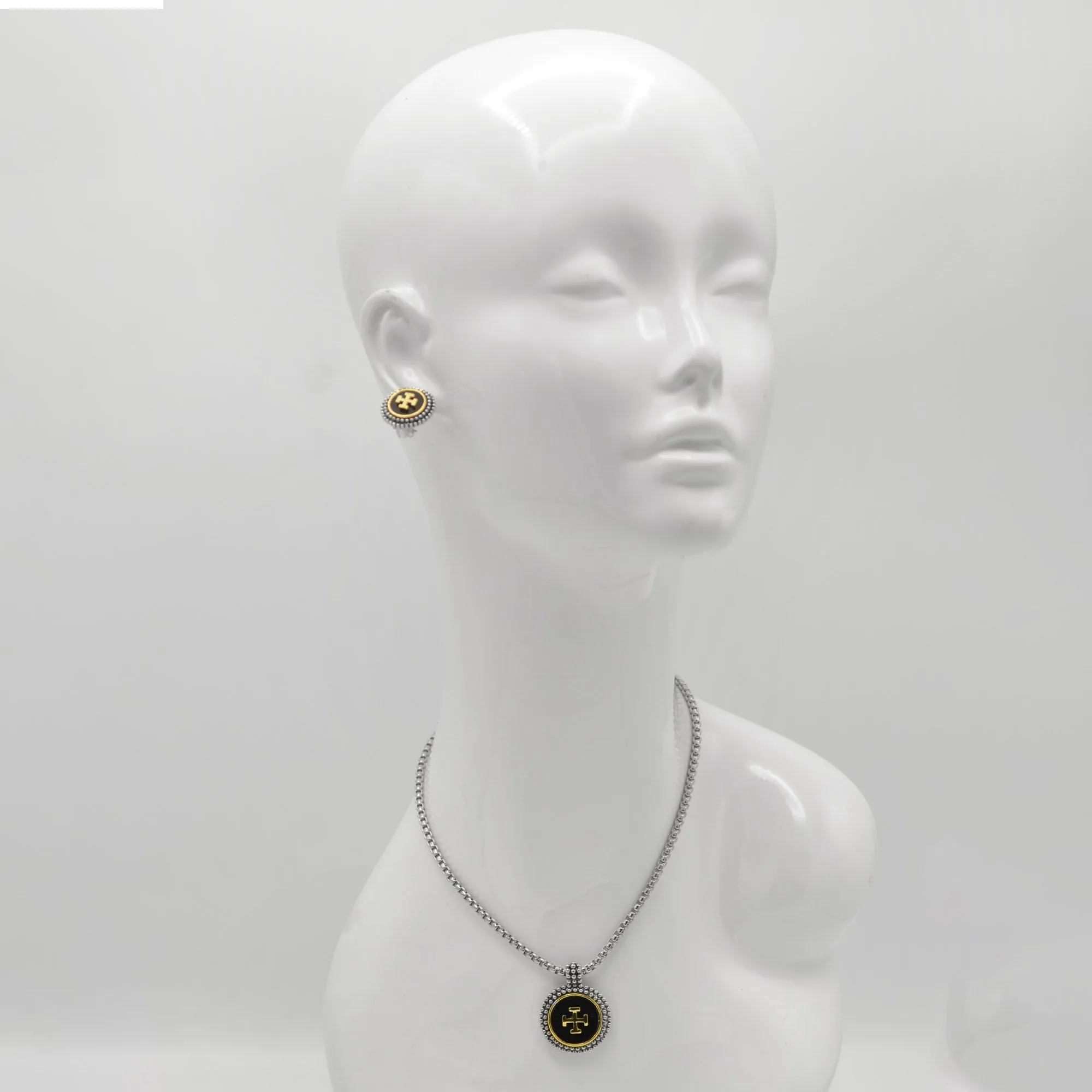 Two-Tone Mother of Pearl or Enamel Round Pendant Box Chain Necklace # 23168EH Explore More Colors ⚪ ⚫(EE9)
