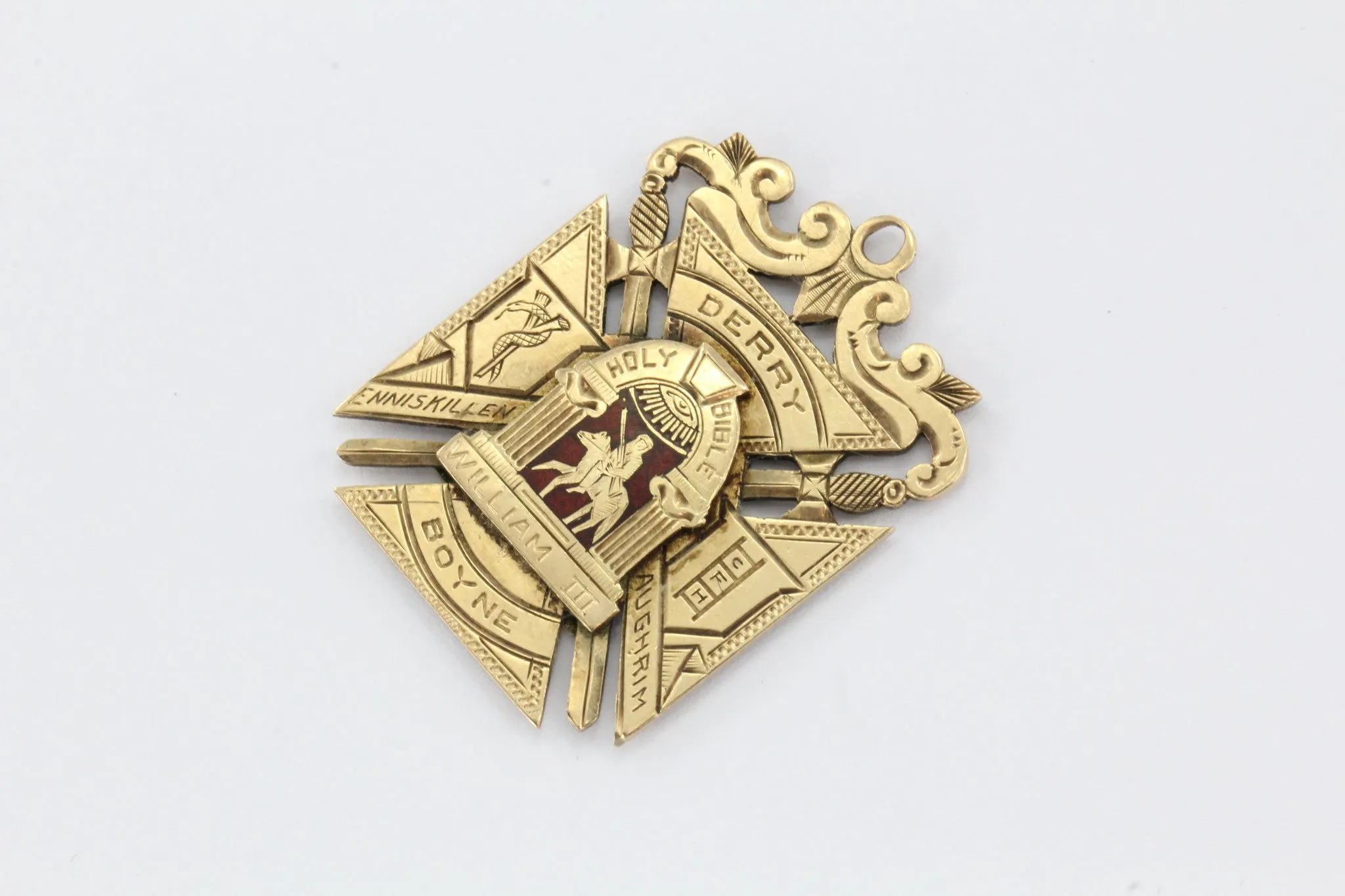 Vintage 1931 10K Gold Masonic Fraternal Enamel Purple Heroes Pendant Badge