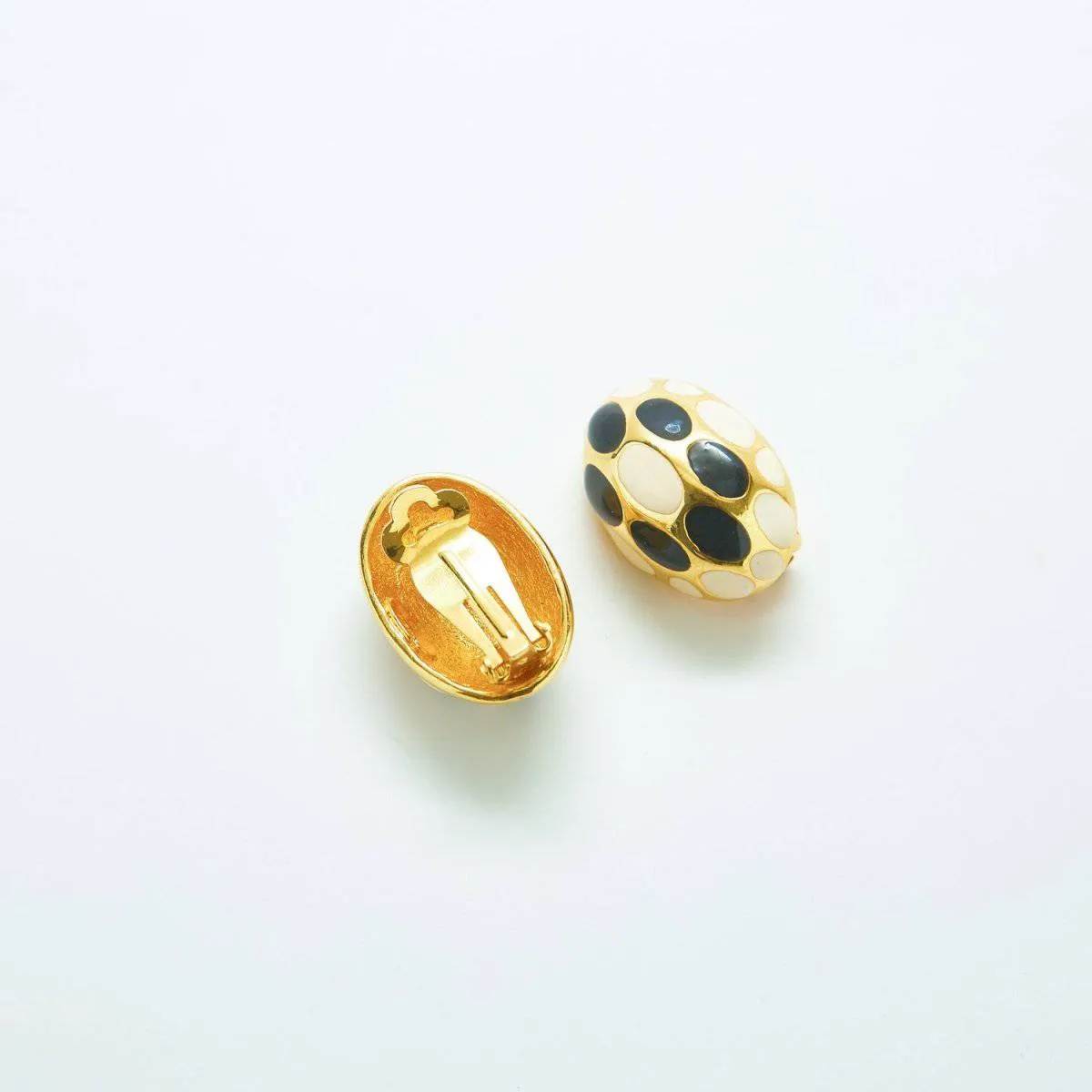 Vintage Alexis Kirk Dome Earrings
