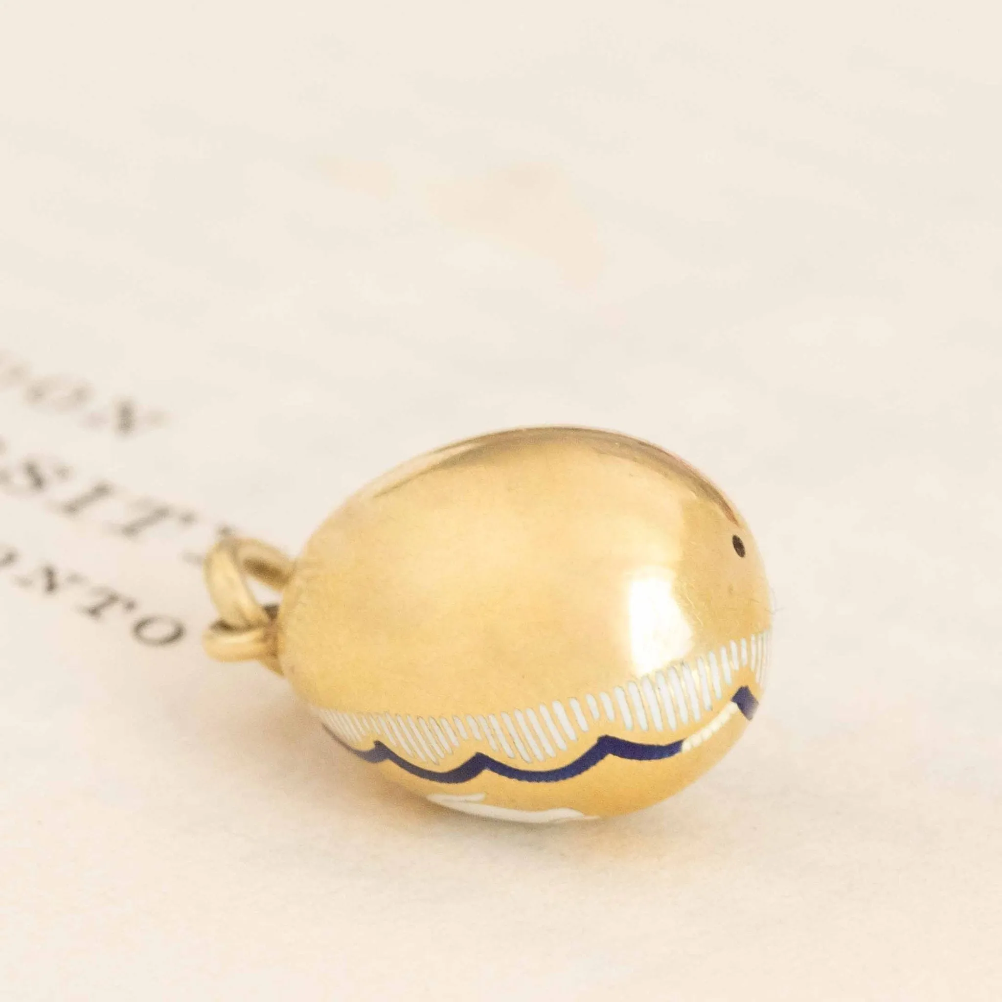 Vintage Elephant Enamel Egg Charm/Pendant