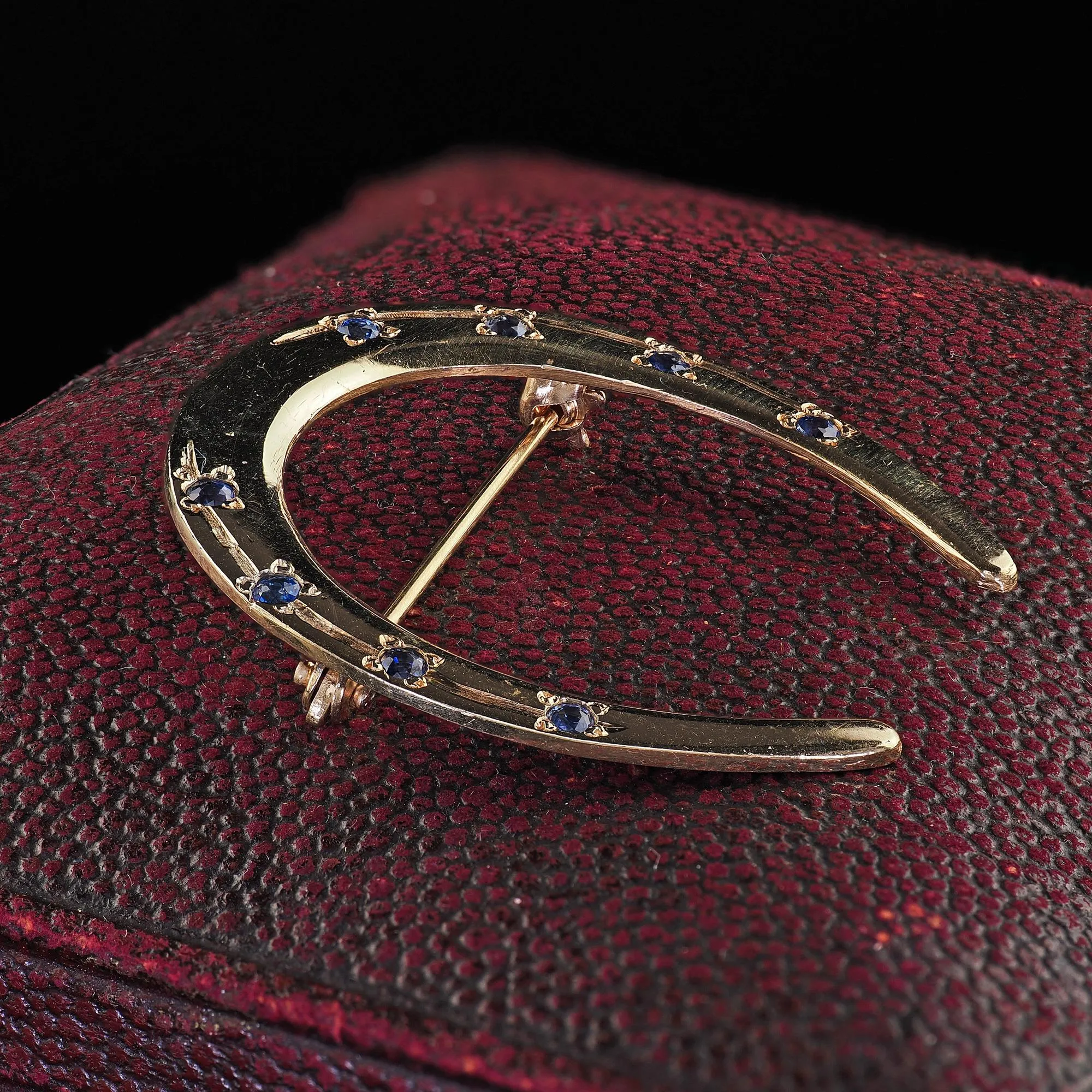 Vintage Estate 14K Yellow Gold Natural Sapphire Horseshoe Pin Brooch