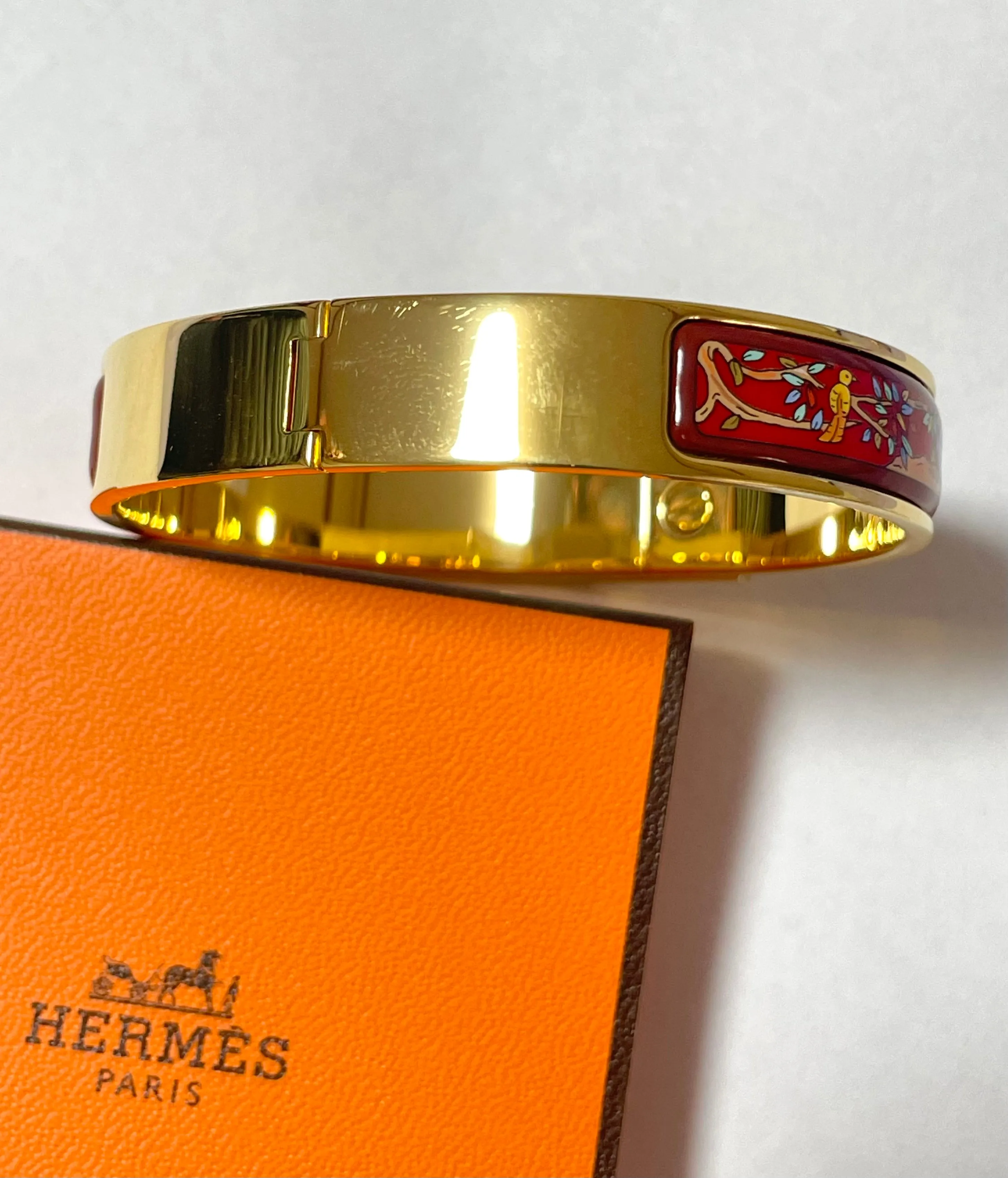 Vintage Hermes cloisonne enamel golden click and clack Flacon bangle with red and blue rabbit and fox design. 070107ac6