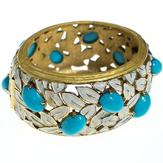 Vintage Jomaz White Flower and Turquoise Cabochon Wide Hinged Bangle Bracelet