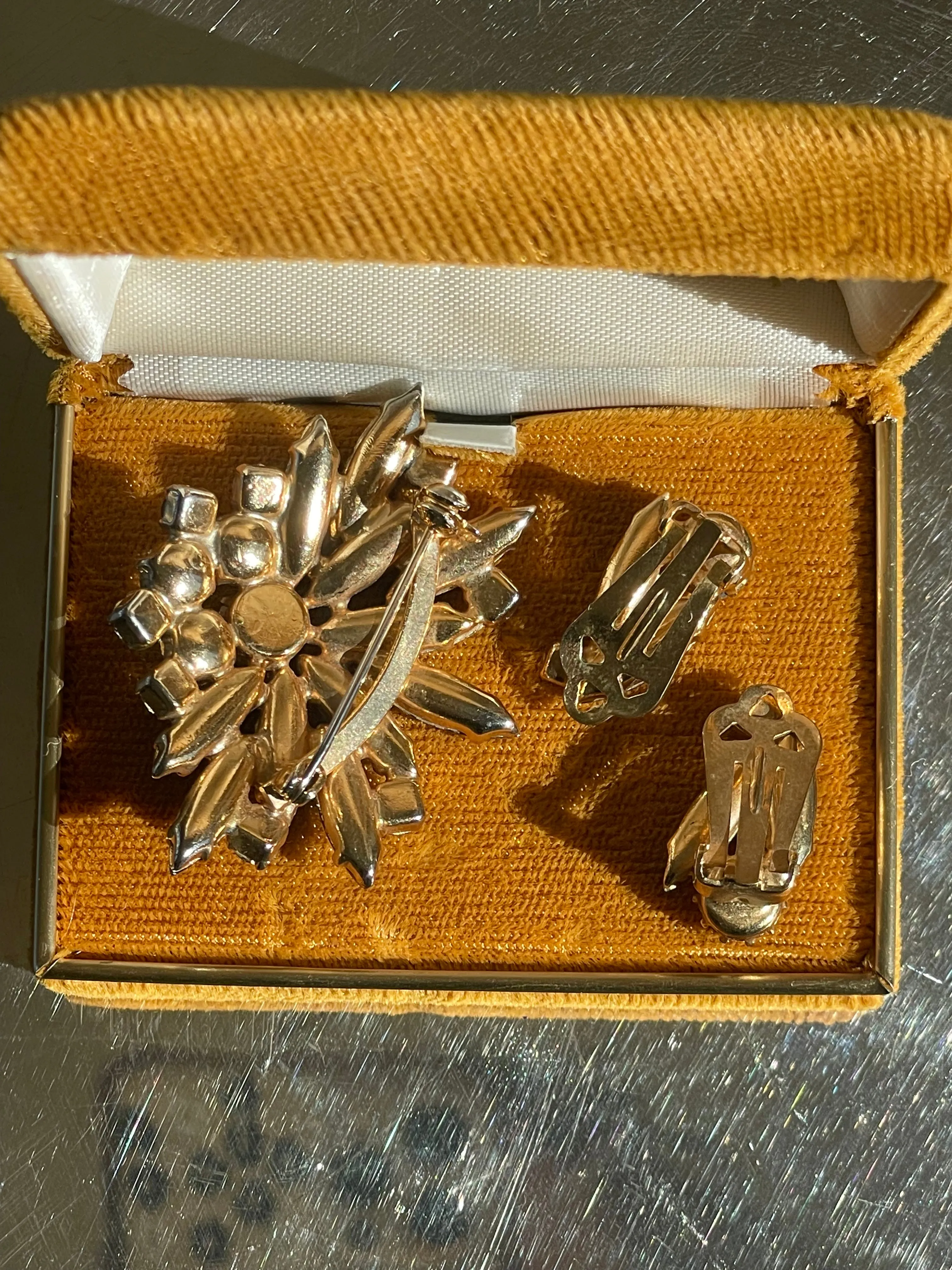 Vintage Rhinestone Brooch and Earrings in Golden Brown and Aurora Borealis Stones