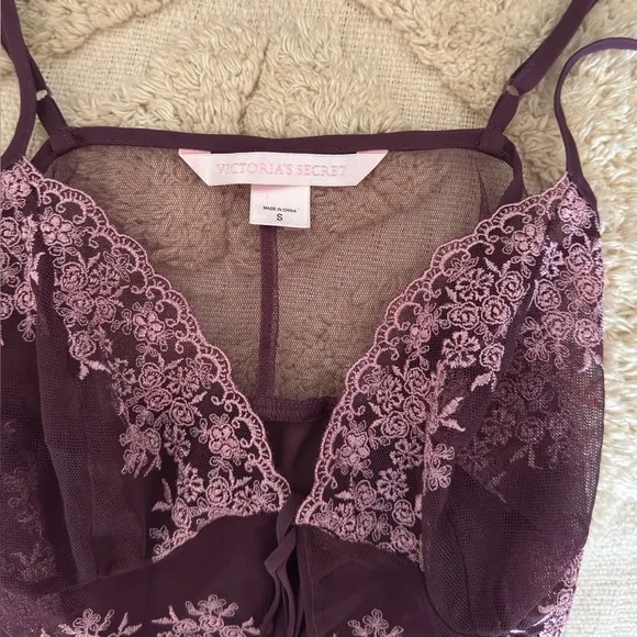 Vintage Victoria’s Secret Floral Embroidered Front Tie Sheer Babydoll Slip Sz S