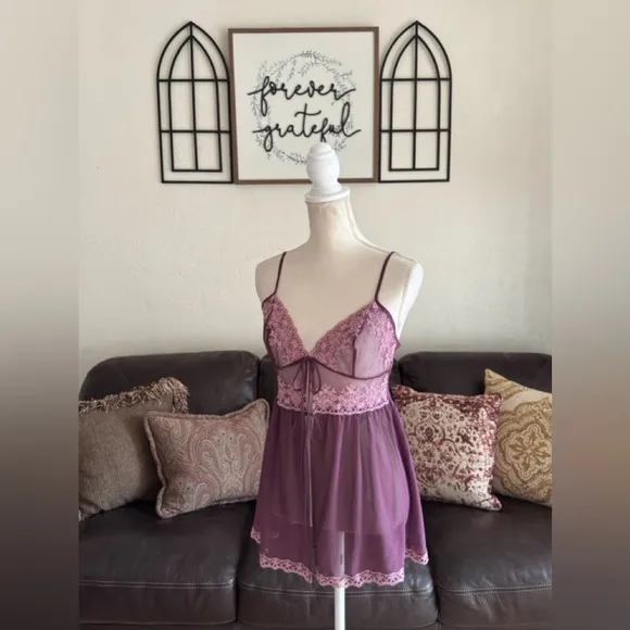 Vintage Victoria’s Secret Floral Embroidered Front Tie Sheer Babydoll Slip Sz S