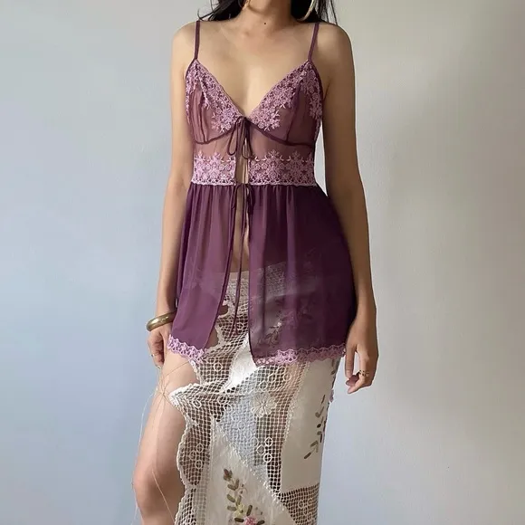 Vintage Victoria’s Secret Floral Embroidered Front Tie Sheer Babydoll Slip Sz S